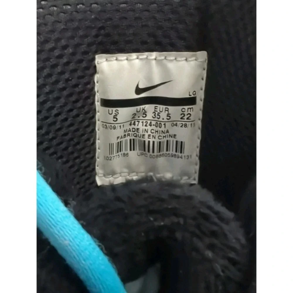 Nike VAPEN Womens Size 5 Snowboard Boots 447124-001 Rare‎ 2011